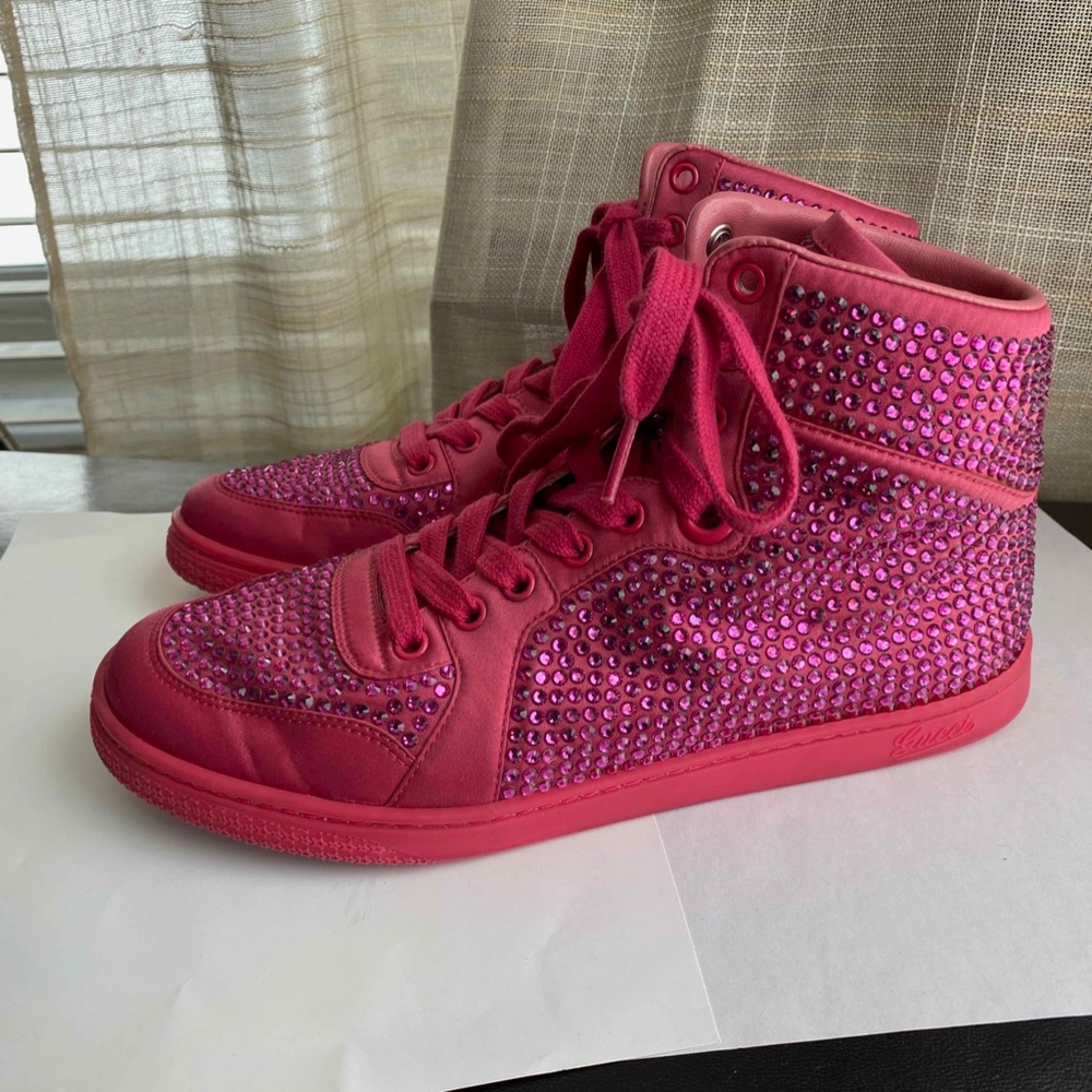 GUCCI PINK FUSCHIA LEATHER FAUX DIAMOND ACCENT LACED HI-CUT SNEAKERS RUBBER 37-7